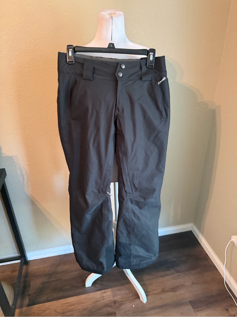Patagonia Men's Black Snow Jogger Pants